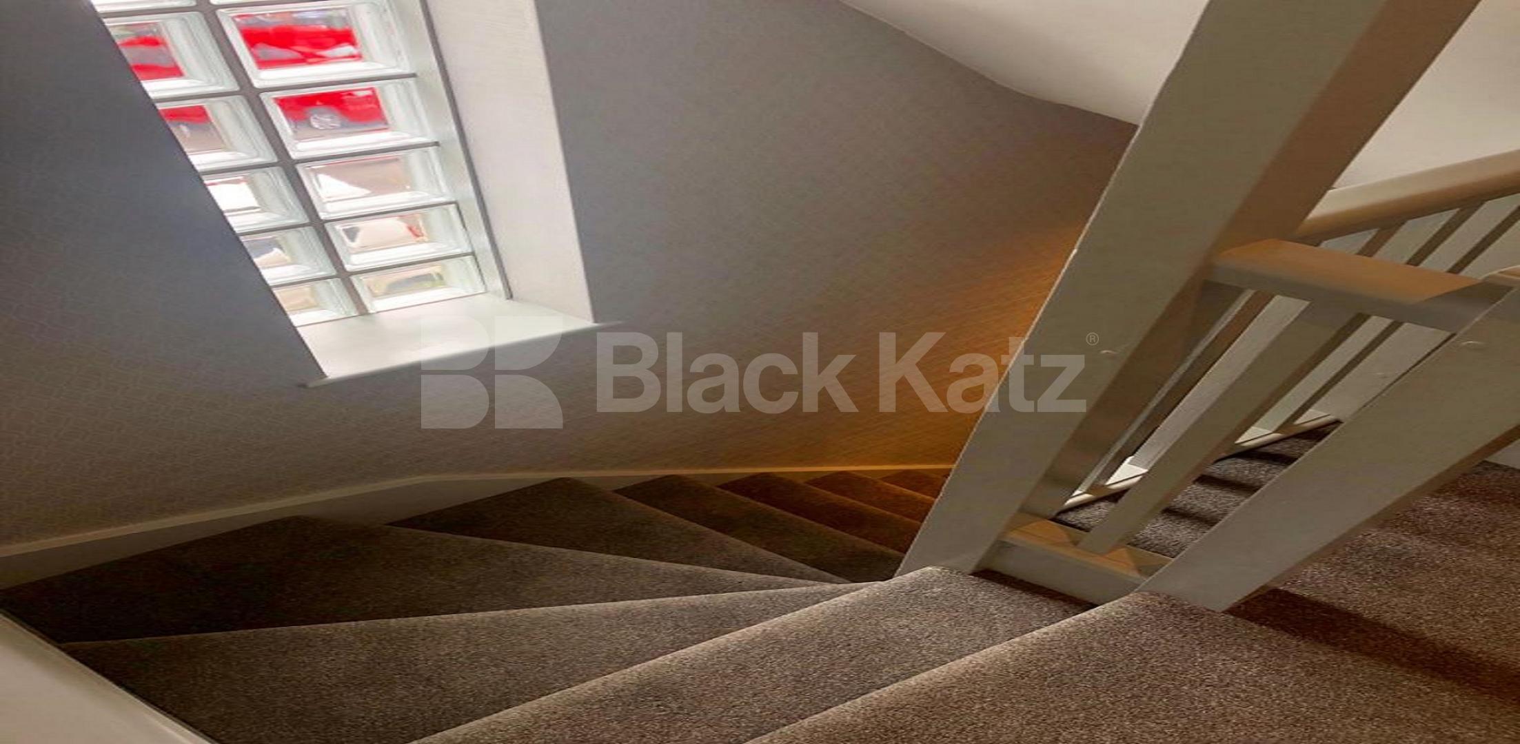 			NEW INSTRUCTION, 4 Bedroom, 1 bath, 1 reception Mews House			 Rodenhurst Road, Clapham South